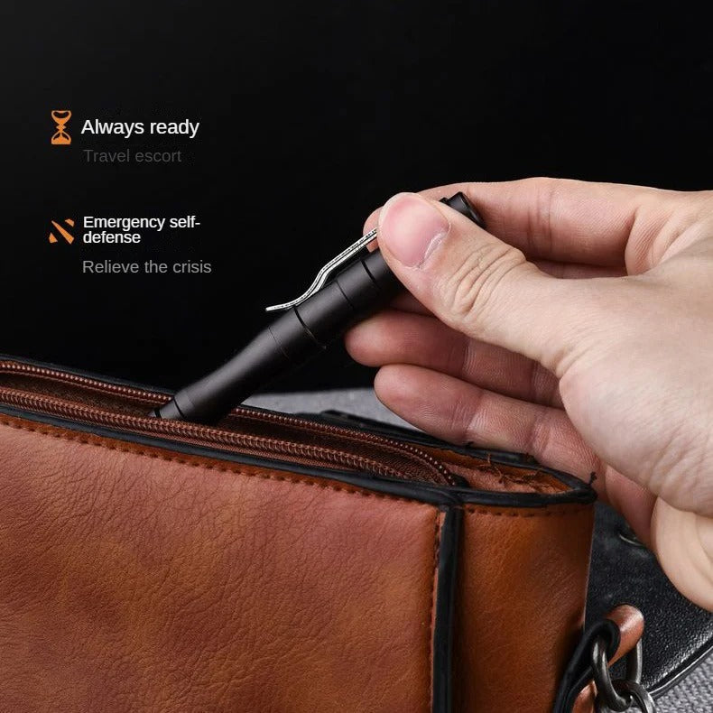 Self-defense pen, a portable close-range self-defense tool
